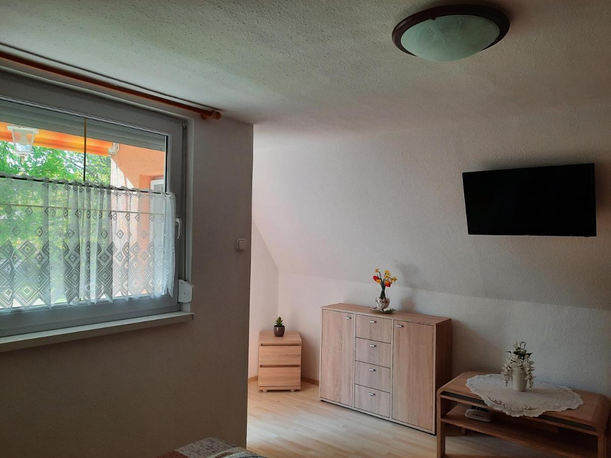 Dora Apartmanhaz זלקרוס מראה חיצוני תמונה