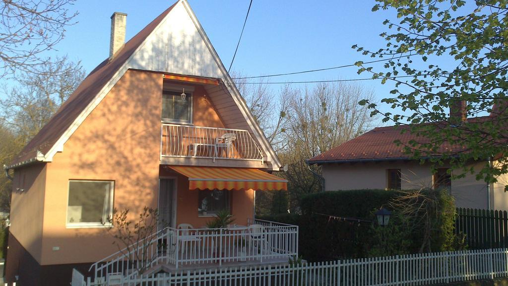 Dora Apartmanhaz זלקרוס מראה חיצוני תמונה